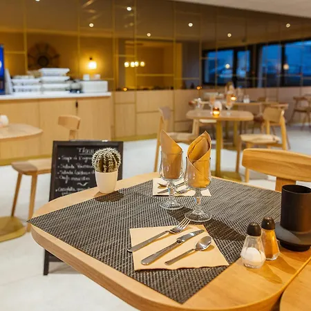 Hotel B Troyes Aeroport 2*