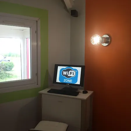 B Troyes Aéroport 2* La Chapelle-Saint-Luc