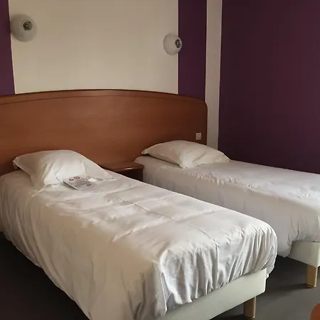 B Troyes Aéroport Hotel 2*