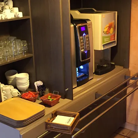 Hotel B Troyes Aeroport 2*