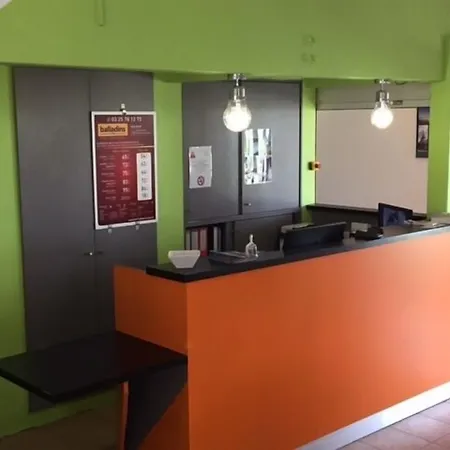 B Troyes Aéroport 2*