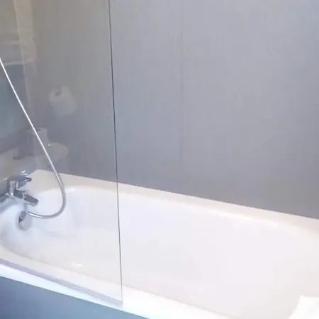 Hotel B Troyes Aeroport